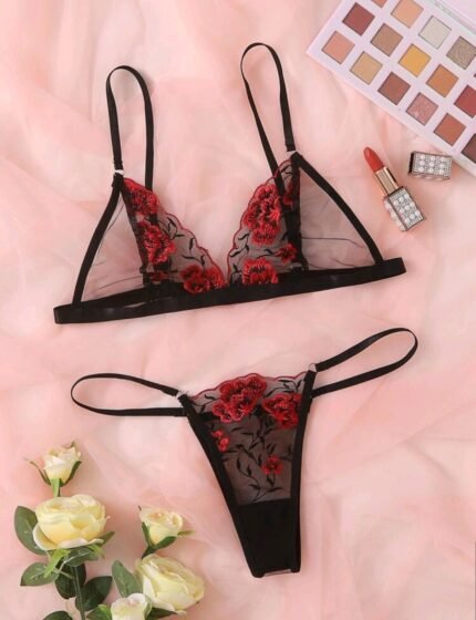 Conjunto lingerie renda bordada